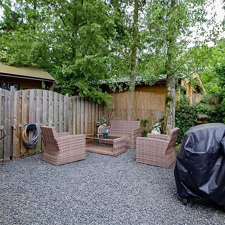 Cozy And Spacious Holiday Home, Quiet Area, Kids For Free Chalet